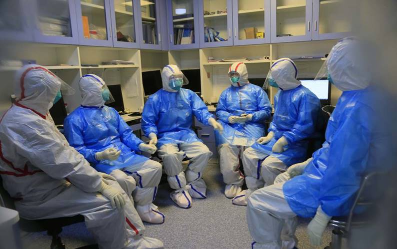 说明: 图片5:张西京左三.JPG