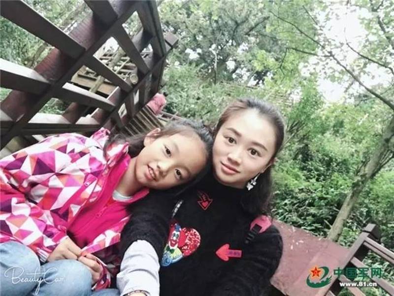 说明: 群像|抗疫一线,那些义无反顾的“逆行者”